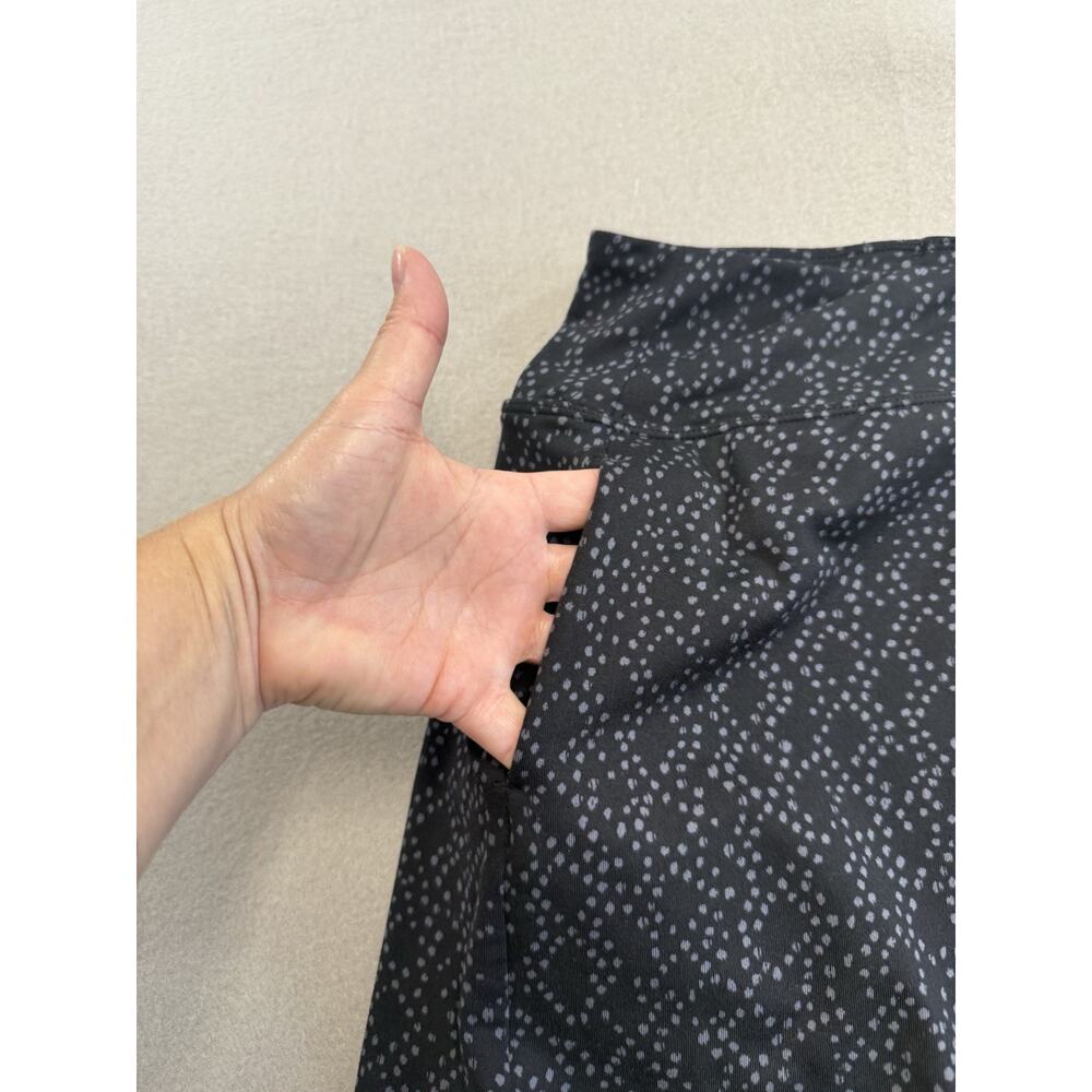 Title Nine Buttah Skort Size Medium Black Grey Dot Golf Pickleball Tennis - Picture 2 of 10